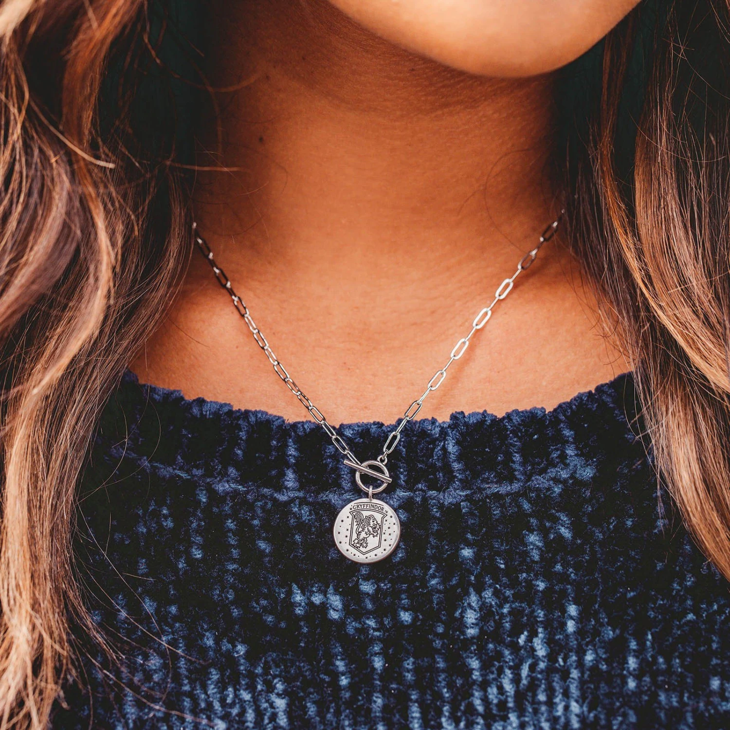 Harry Potter Gryffindor™ Toggle Choker - Image 2