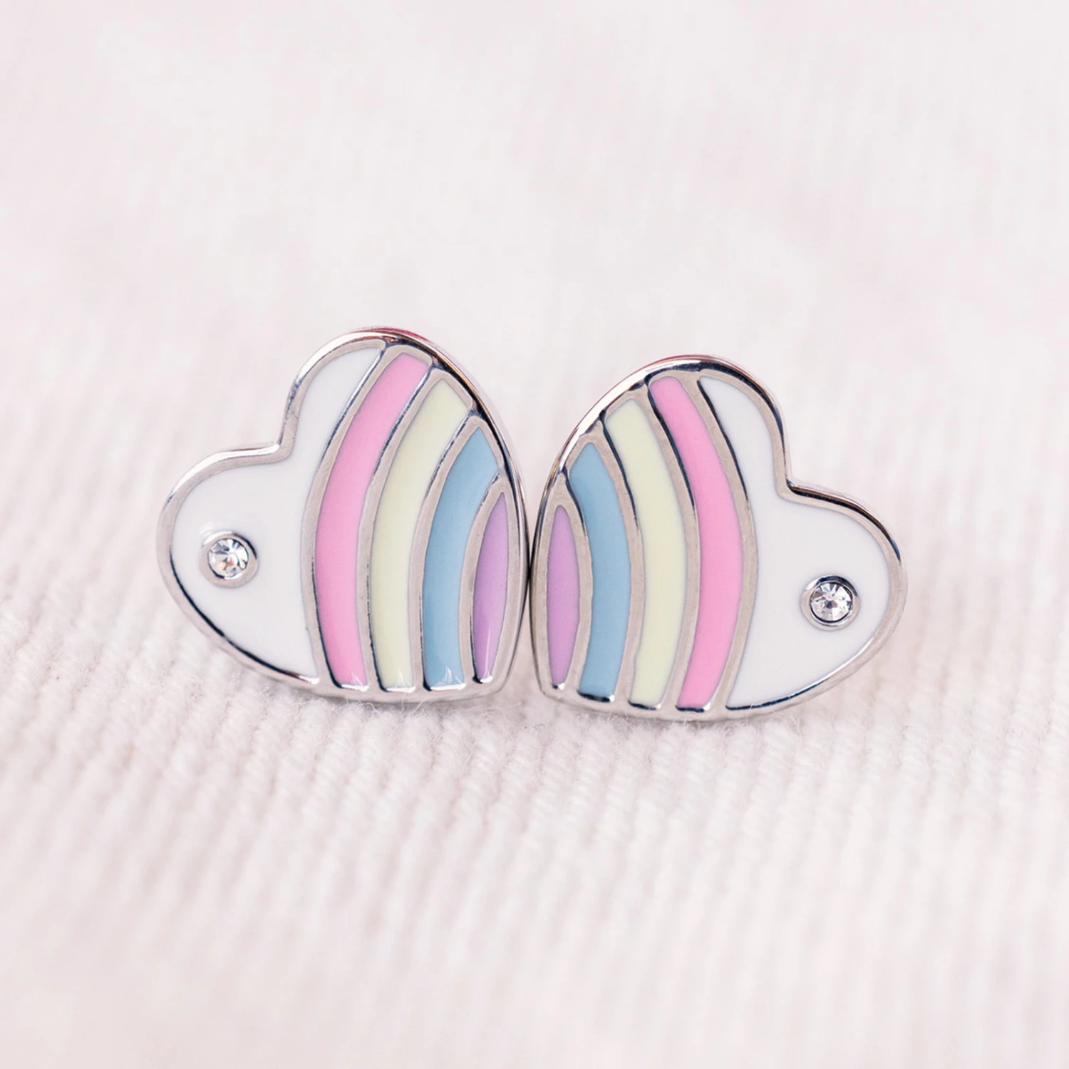 Pastel Vintage Heart Stud Earrings - Image 4