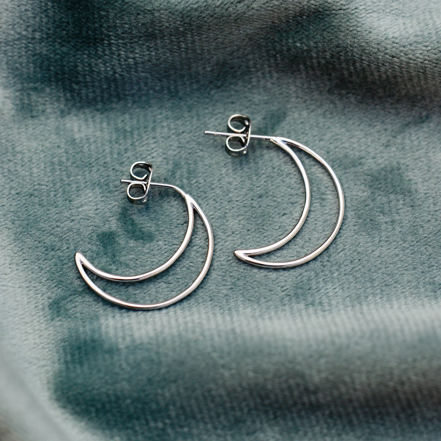 Crescent Hoop Earrings - Image 5