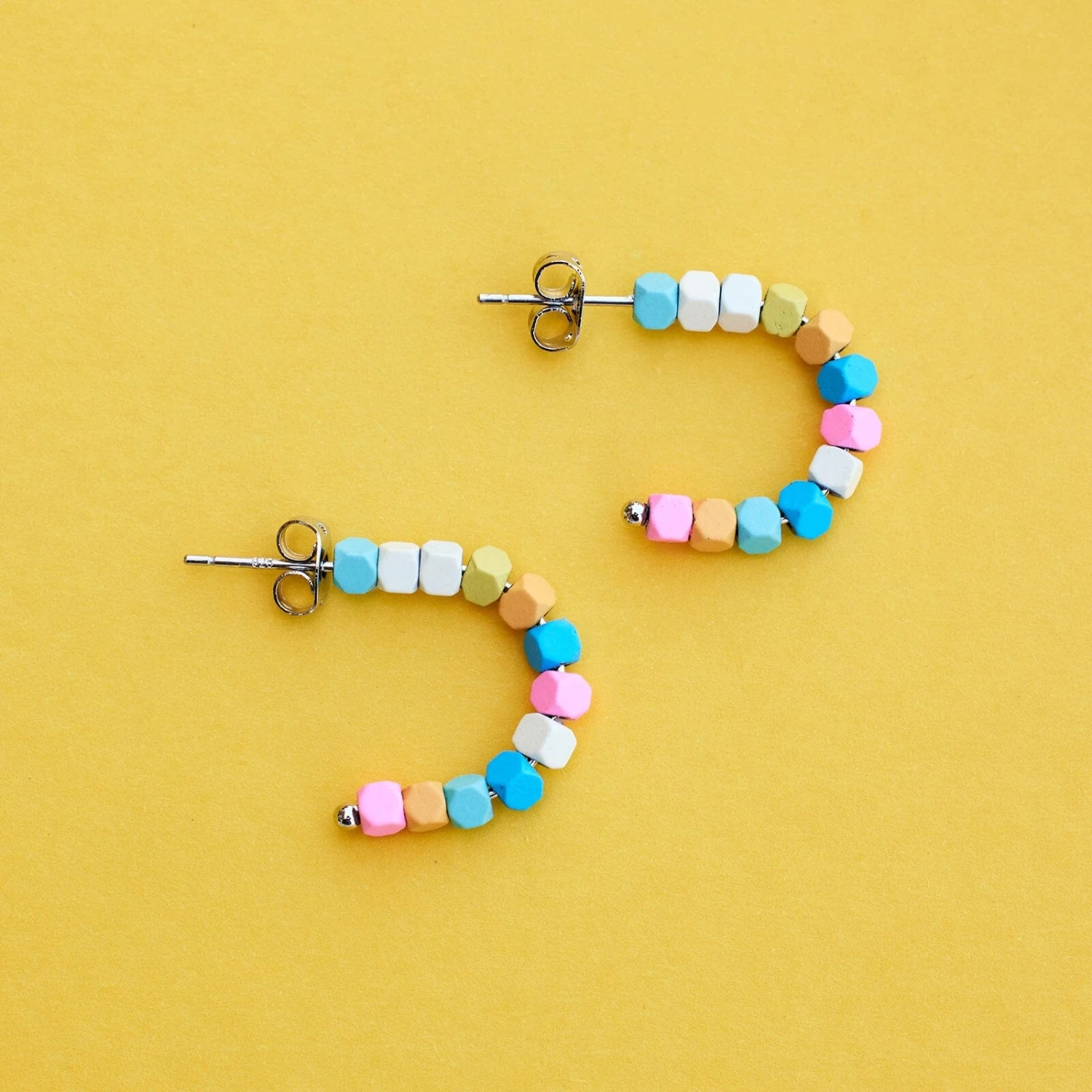 Bahama Bead Hoop Earrings - Image 5