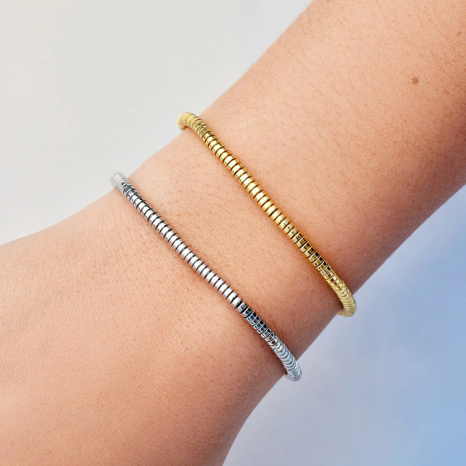 Harper Disc Bead Stretch Bracelet - Image 6