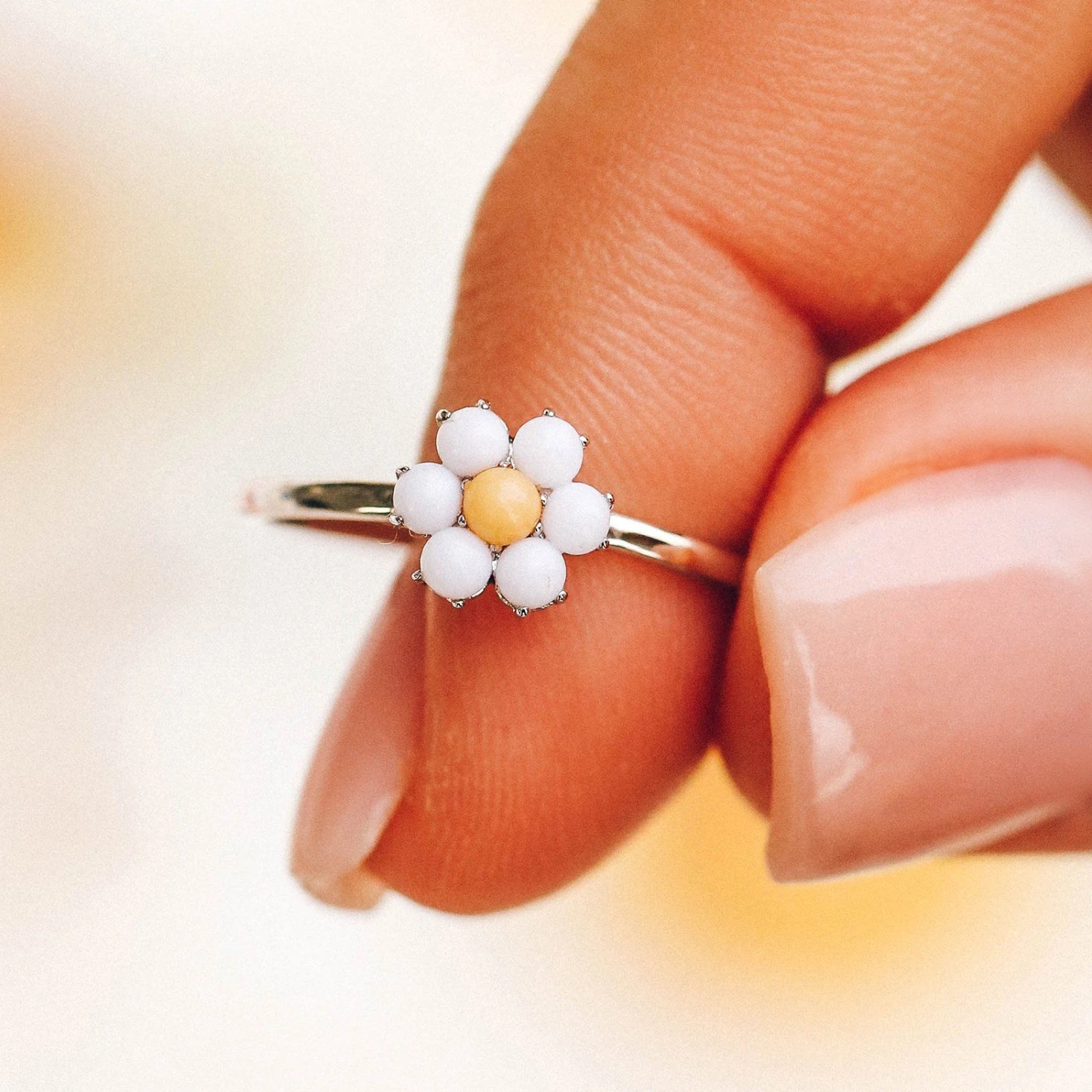 Gemstone Daisy Ring - Image 3